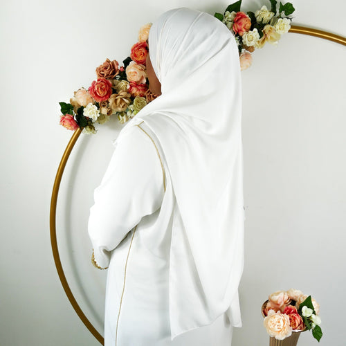 KAFTANI by Inisa Hijab Altweiß online kaufen Medina Seide Hijab